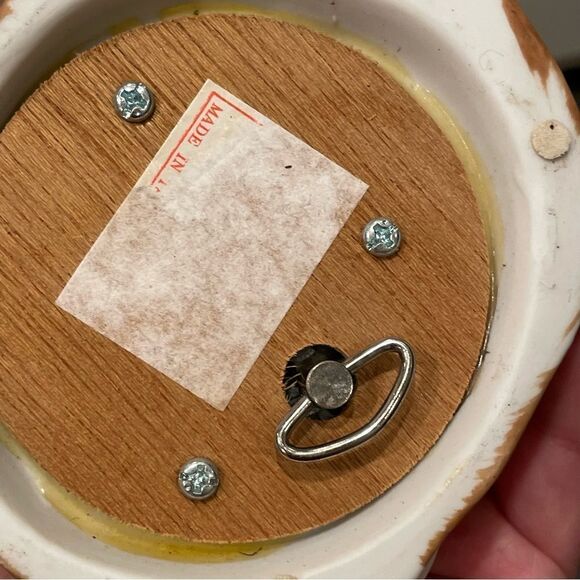 Chickadee yellow porcelain bird music box für Elise - Picture 3 of 10